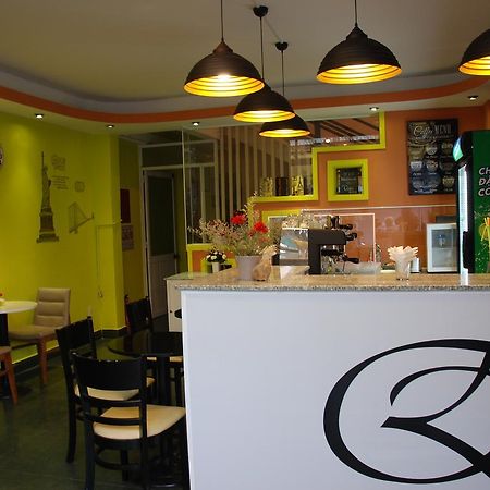 بيت شباب Q House دالات المظهر الخارجي الصورة